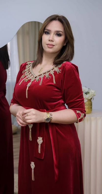 روّب العيد بتصاميم أنيقة وألوان ساحرة